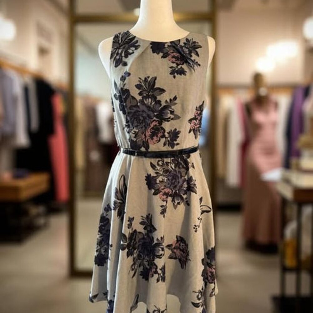 ELLE FLORAL DRESS - Picture 2 of 5
